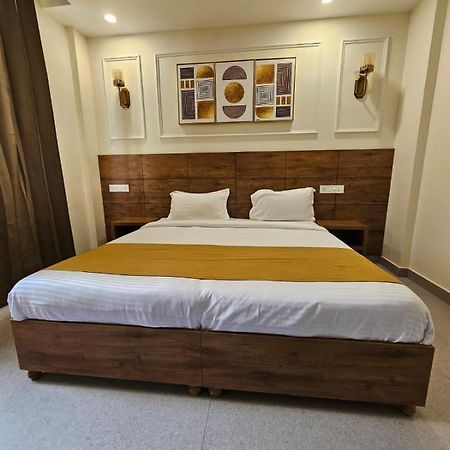 Hotel Nirvana Bliss, Behind Parmarth Niketan Ришикеш Экстерьер фото
