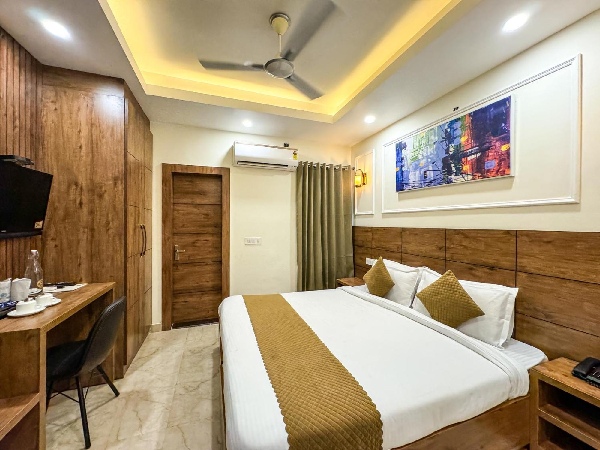 Hotel Nirvana Bliss, Behind Parmarth Niketan Ришикеш Экстерьер фото