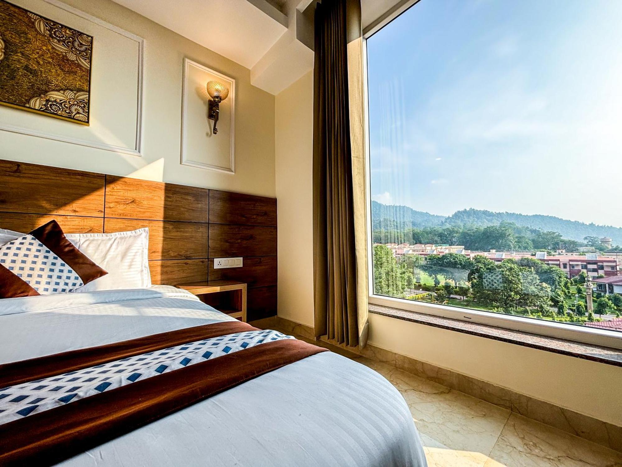 Hotel Nirvana Bliss, Behind Parmarth Niketan Ришикеш Экстерьер фото