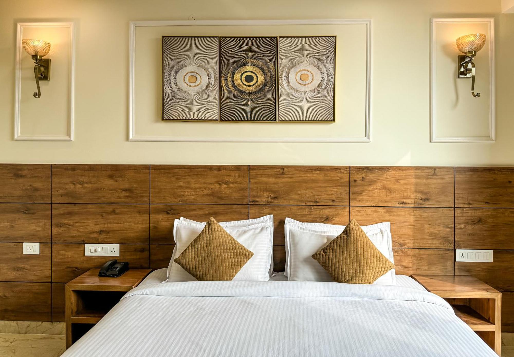 Hotel Nirvana Bliss, Behind Parmarth Niketan Ришикеш Экстерьер фото