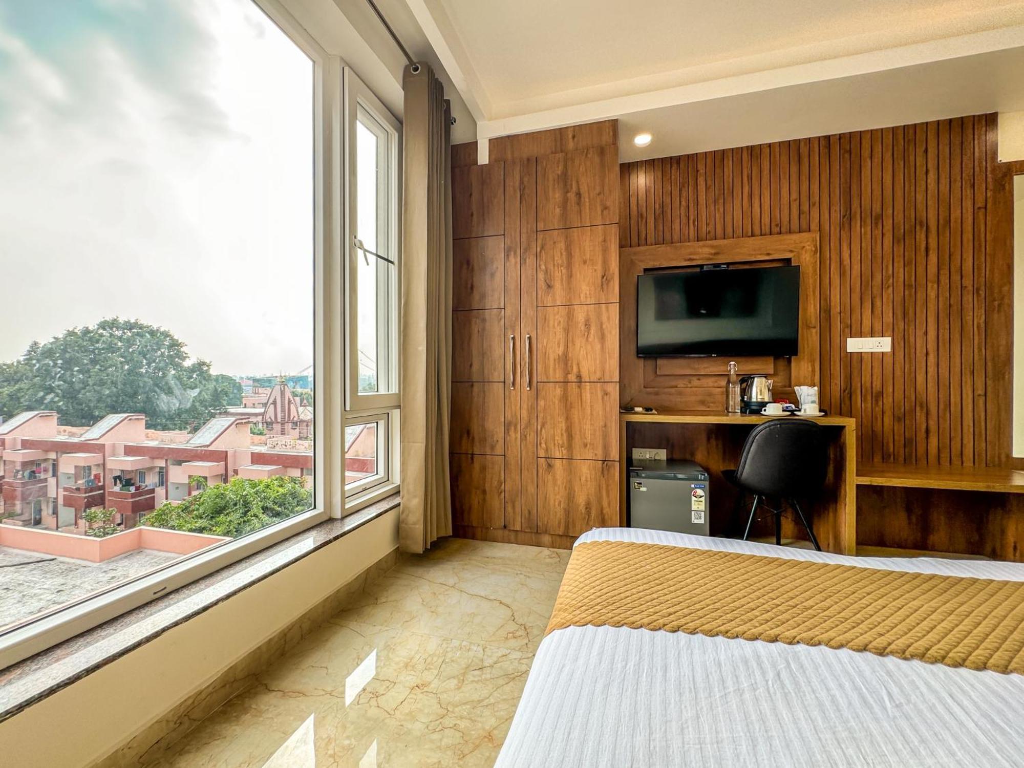 Hotel Nirvana Bliss, Behind Parmarth Niketan Ришикеш Экстерьер фото