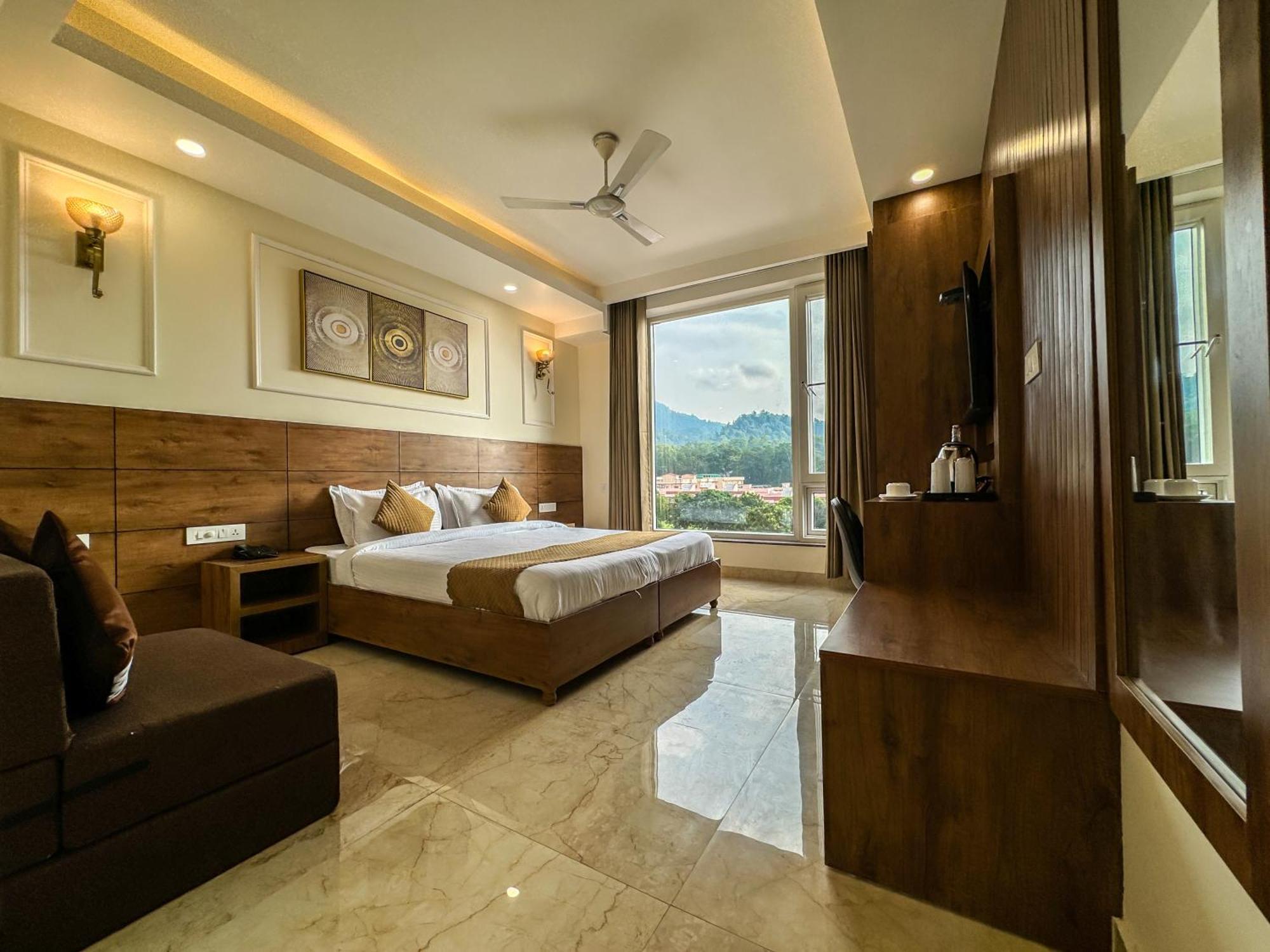Hotel Nirvana Bliss, Behind Parmarth Niketan Ришикеш Экстерьер фото