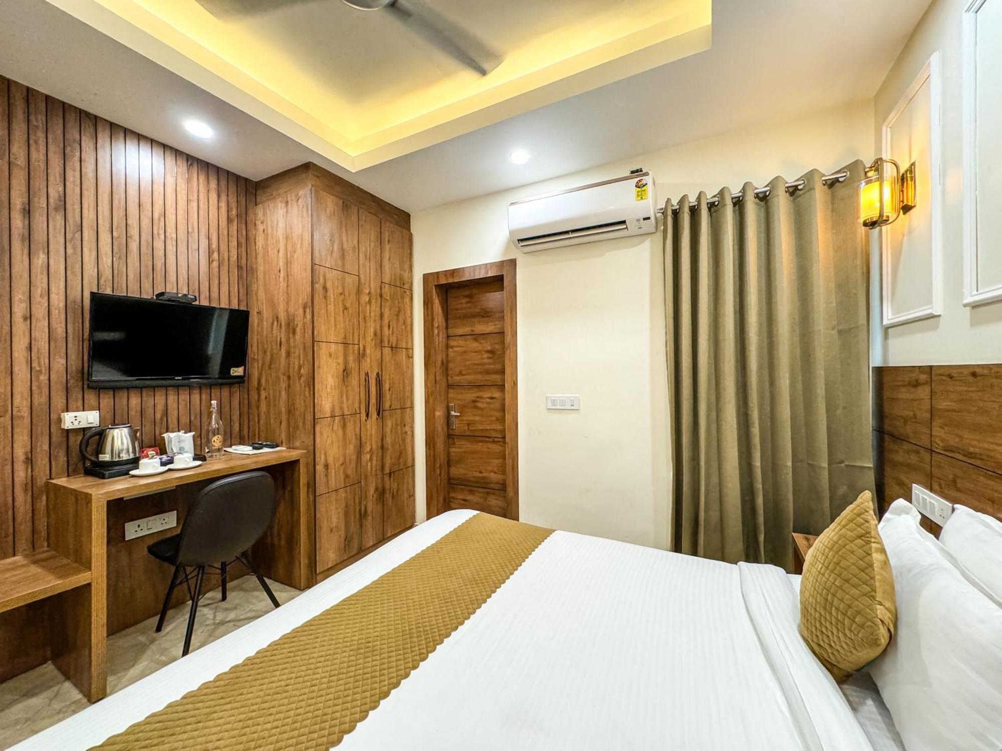 Hotel Nirvana Bliss, Behind Parmarth Niketan Ришикеш Экстерьер фото