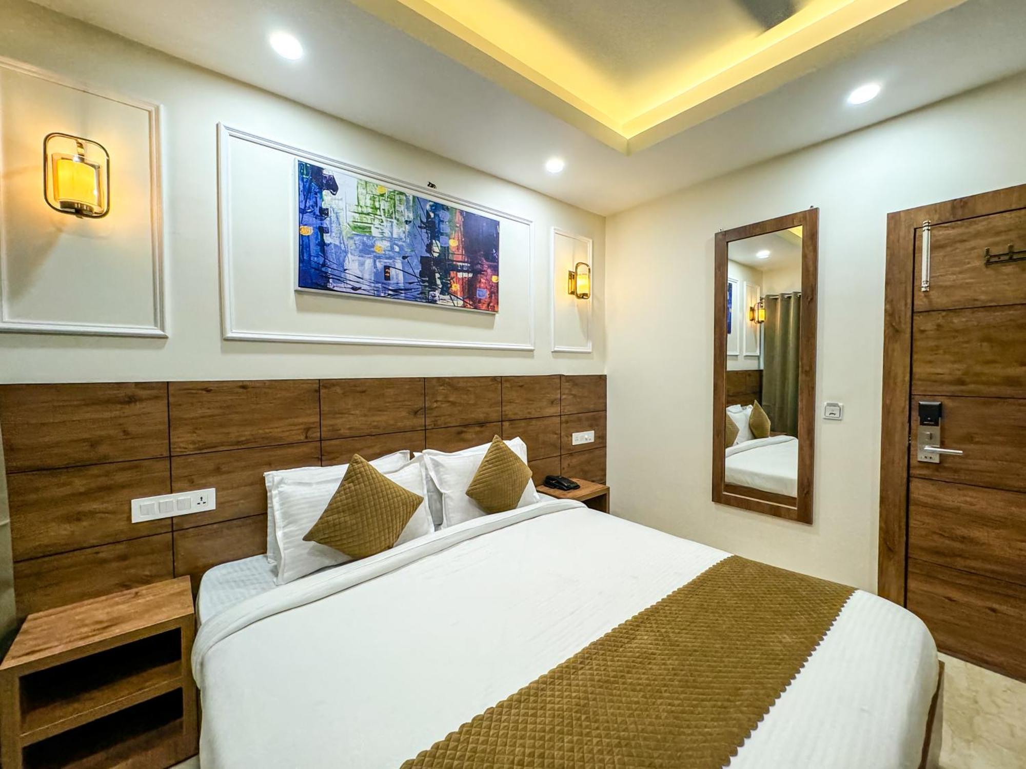 Hotel Nirvana Bliss, Behind Parmarth Niketan Ришикеш Экстерьер фото